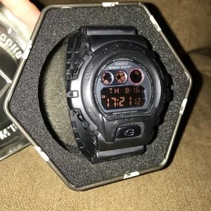 SOLD ON MERC💓 G-Shock Watch